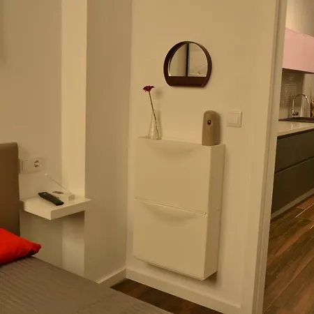 Piso Moderno En Casco Antiguo Próximo A La Playa Alicante