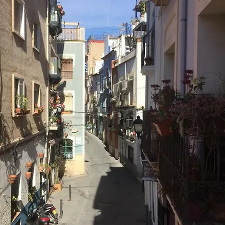 Piso Moderno En Casco Antiguo Próximo A La Playa Apartamento